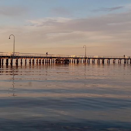 Beautiful Apartment 100Mts Near The Beach In Port Melbourne Buitenkant foto