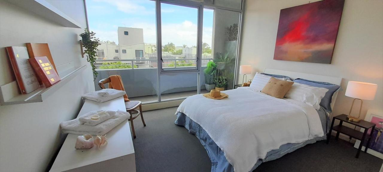 Beautiful Apartment 100Mts Near The Beach In Port Melbourne Buitenkant foto