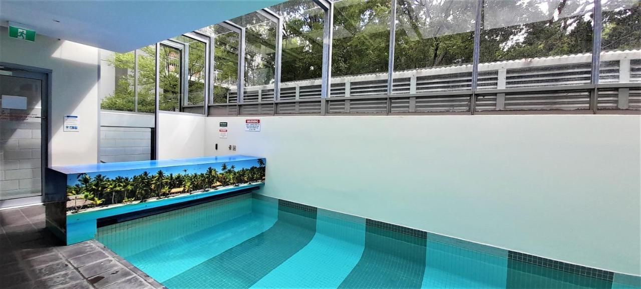 Beautiful Apartment 100Mts Near The Beach In Port Melbourne Buitenkant foto