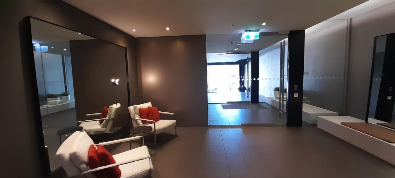 Beautiful Apartment 100Mts Near The Beach In Port Melbourne Buitenkant foto